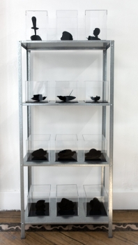 https://mail.huberhuber.com/files/gimgs/th-560_Souvenir_gestell_huber_huber_v2.jpg