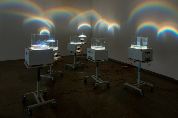 https://mail.huberhuber.com/files/gimgs/th-588_457_Regenbogenmaschinen_4_huber_huber_v2.jpg